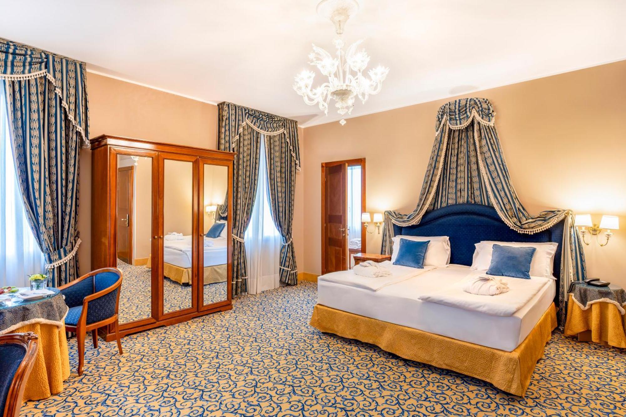 Junior Suite,1635245181:JPEG